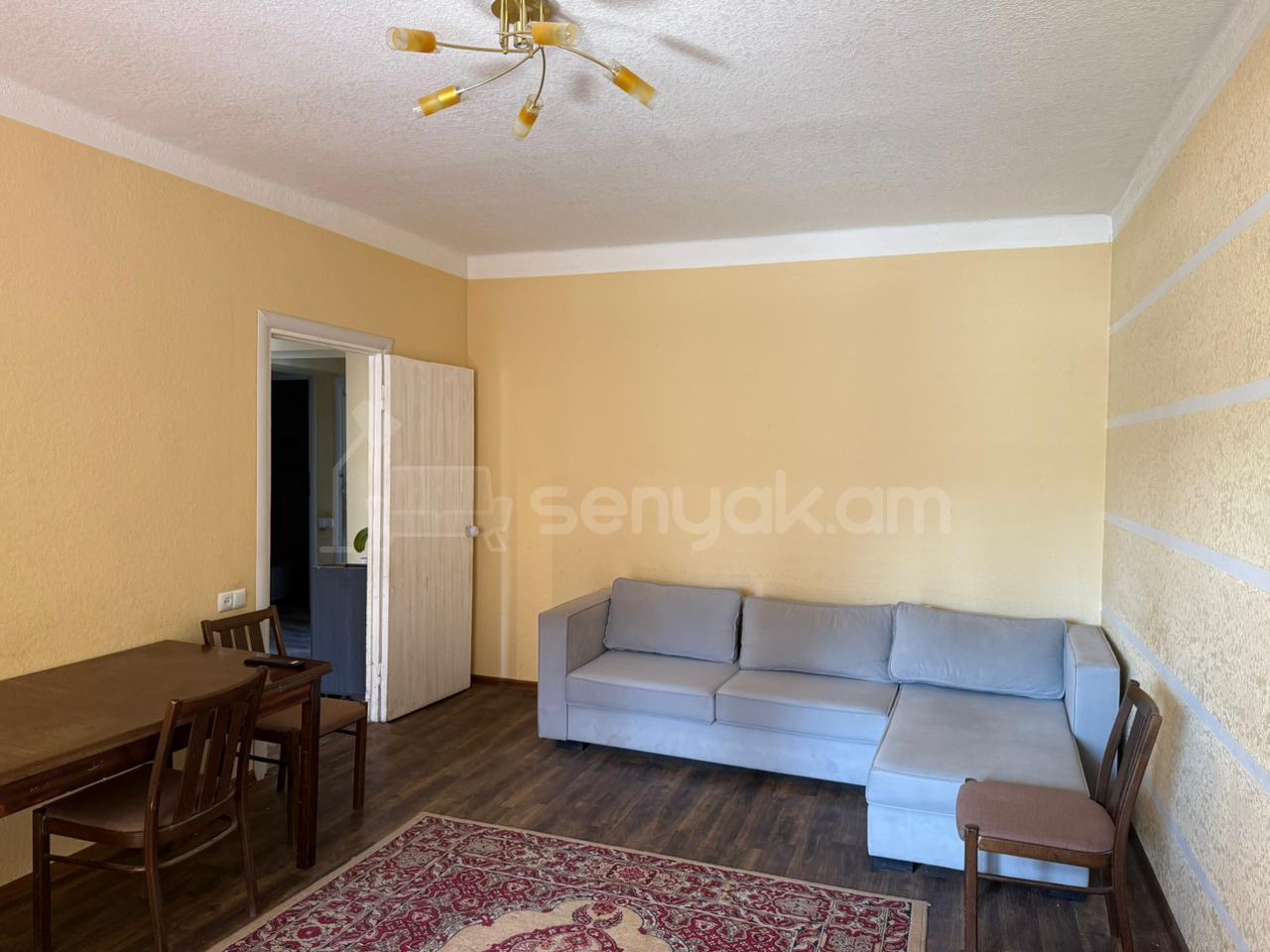 3 Սենյականոց Բնակարան, 90քմ, 2/9 հարկ, Նորմալ Վիճակում, Կահավորված