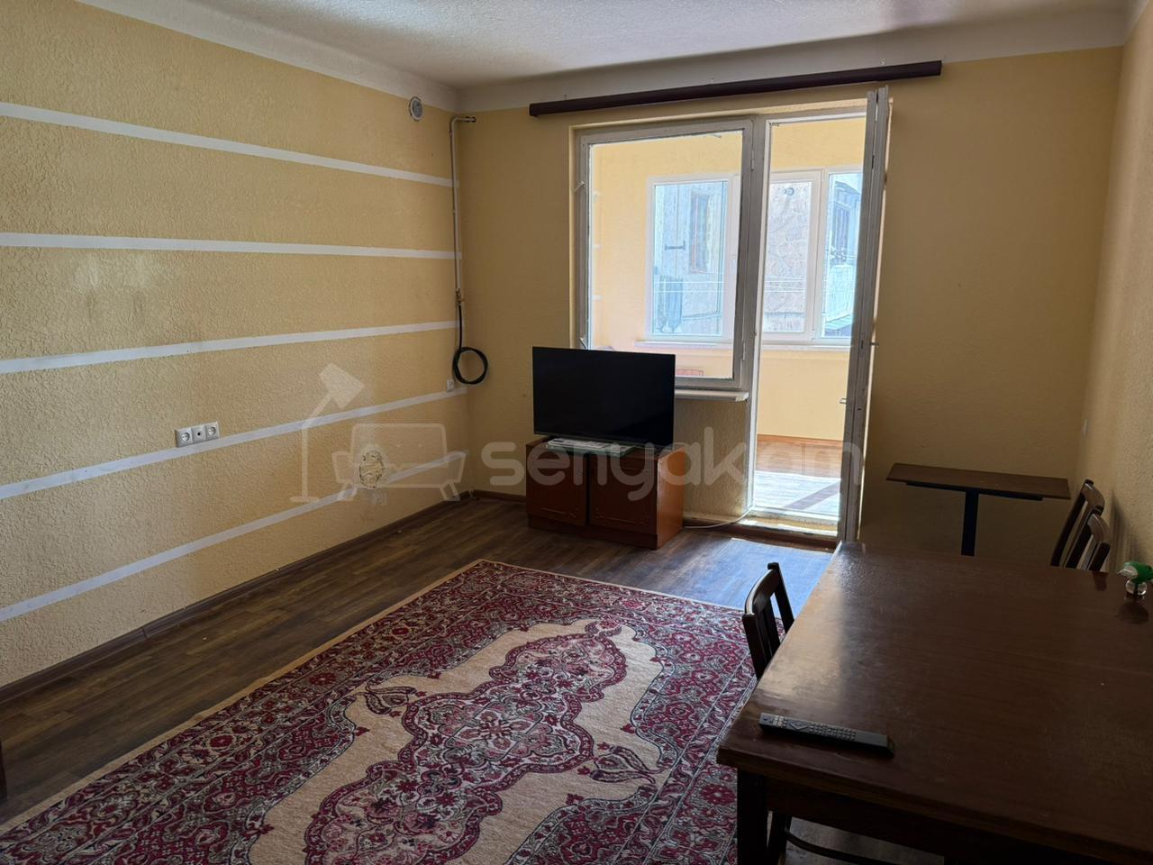 3 Սենյականոց Բնակարան, 90քմ, 2/9 հարկ, Նորմալ Վիճակում, Կահավորված