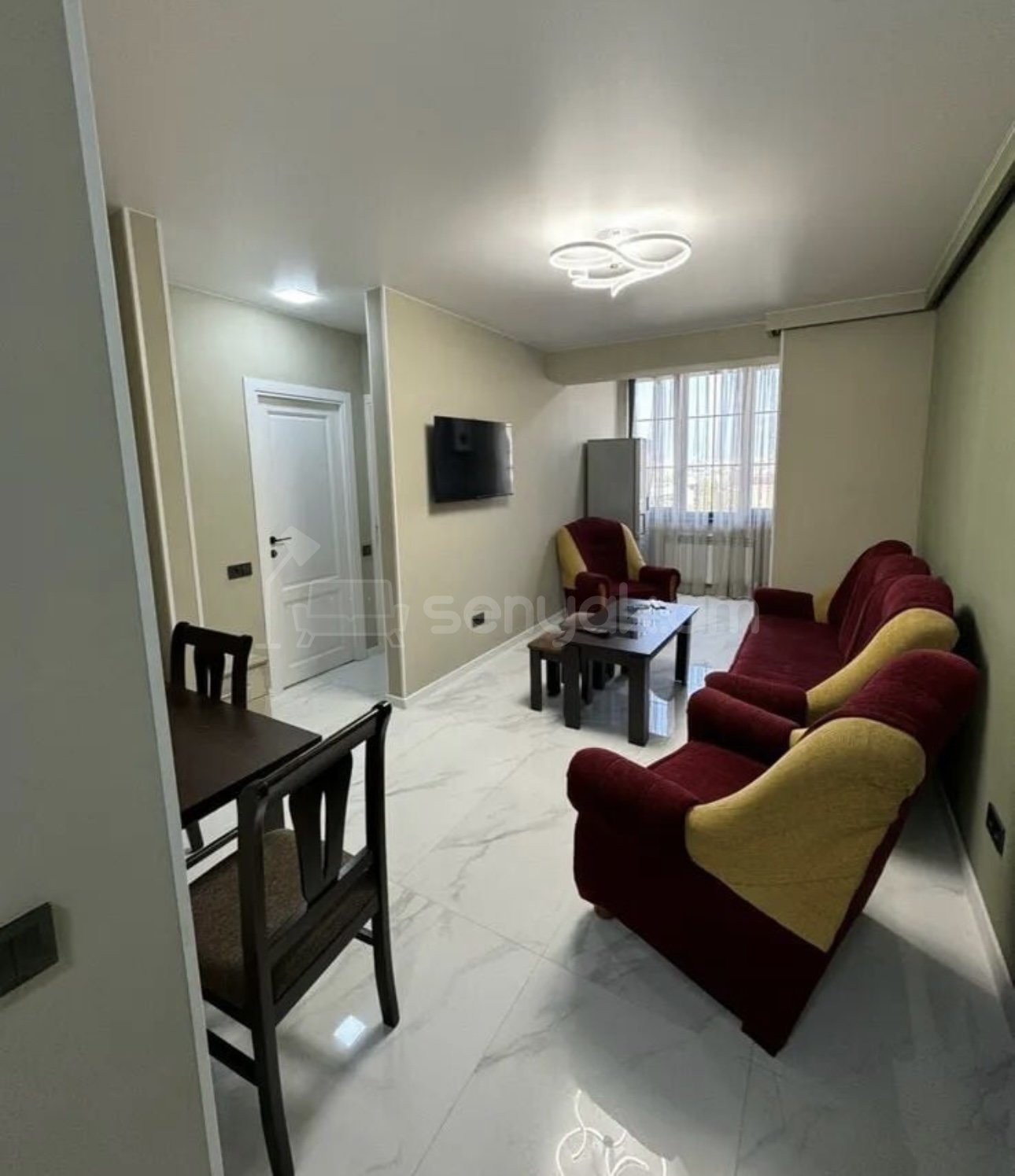 2 Սենյականոց Բնակարան Քարե Շենքում, 55քմ, 5/5 հարկ, Դիզայներական Վերանորոգված, Կահավորված, Արևկող