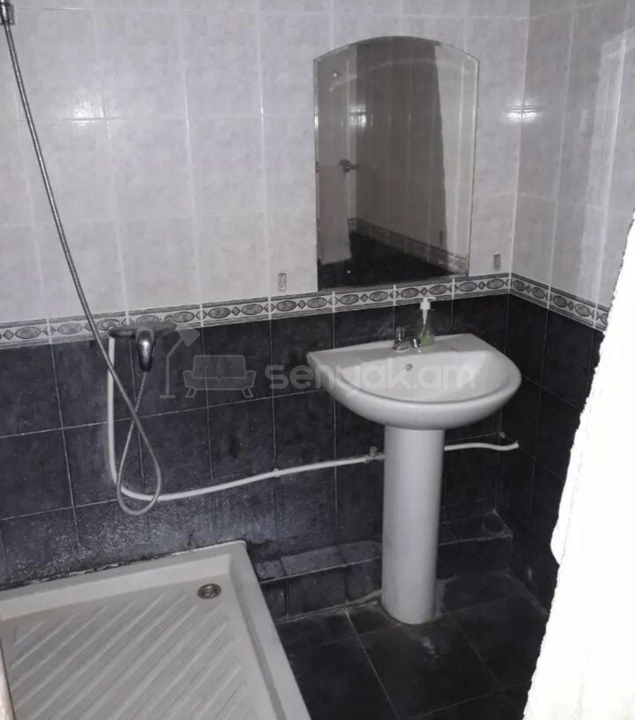 3 Սենյականոց Բնակարան, 100քմ, 3/9 հարկ, Դիզայներական Վերանորոգված, Կահավորված, Արևկող