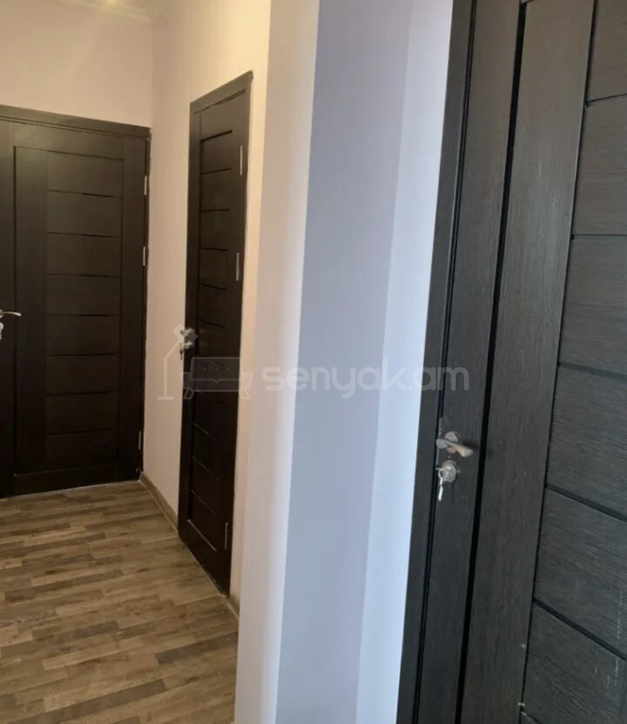 3 Սենյականոց Բնակարան, 100քմ, 3/9 հարկ, Դիզայներական Վերանորոգված, Կահավորված, Արևկող