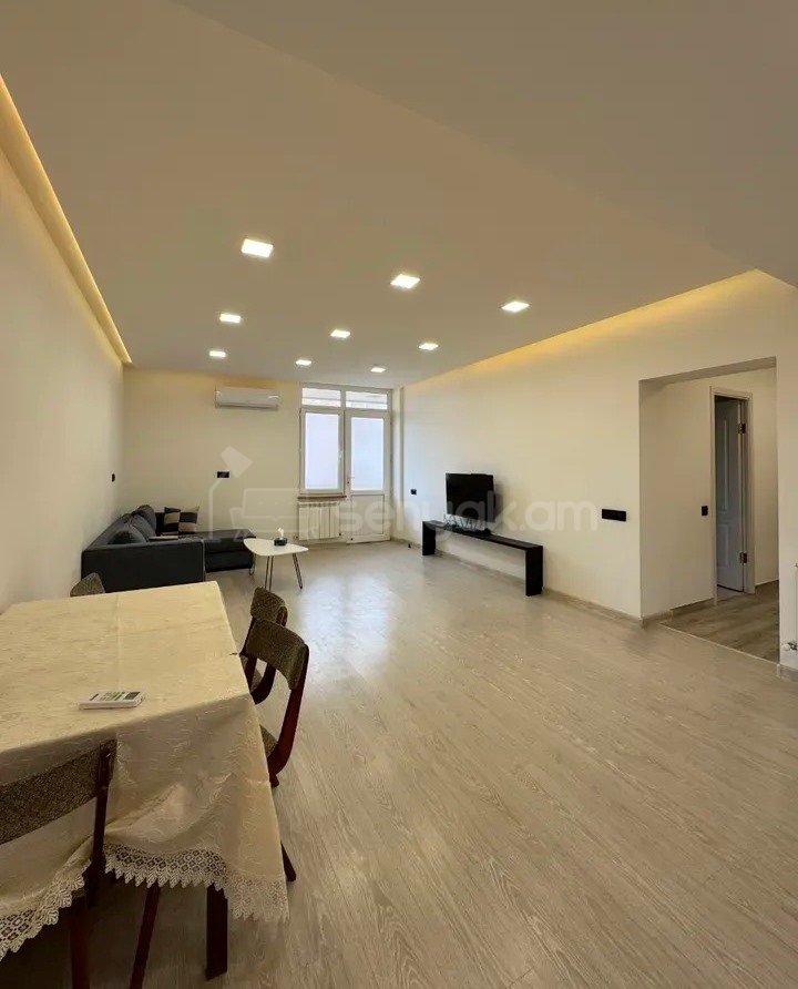 3 Սենյականոց Բնակարան, 90քմ, 9/10 հարկ, Կապիտալ Վերանորոգված