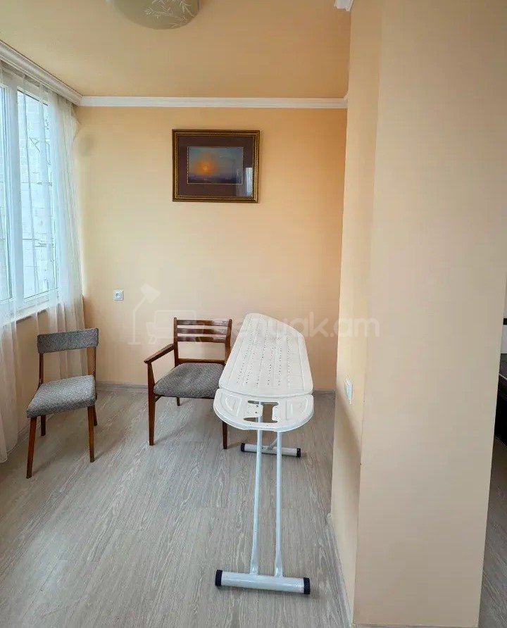 3 Սենյականոց Բնակարան, 90քմ, 9/10 հարկ, Կապիտալ Վերանորոգված