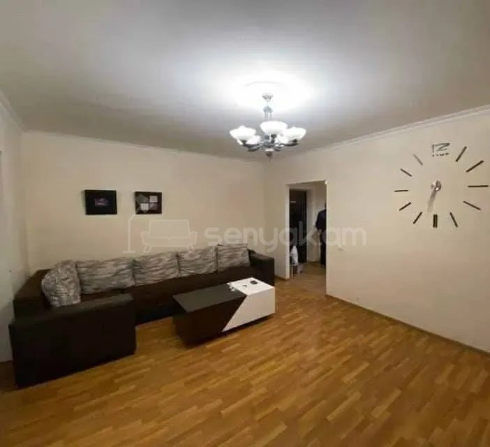 4 Սենյականոց Բնակարան, 115քմ, 3/10 հարկ, Պետական Վիճակում