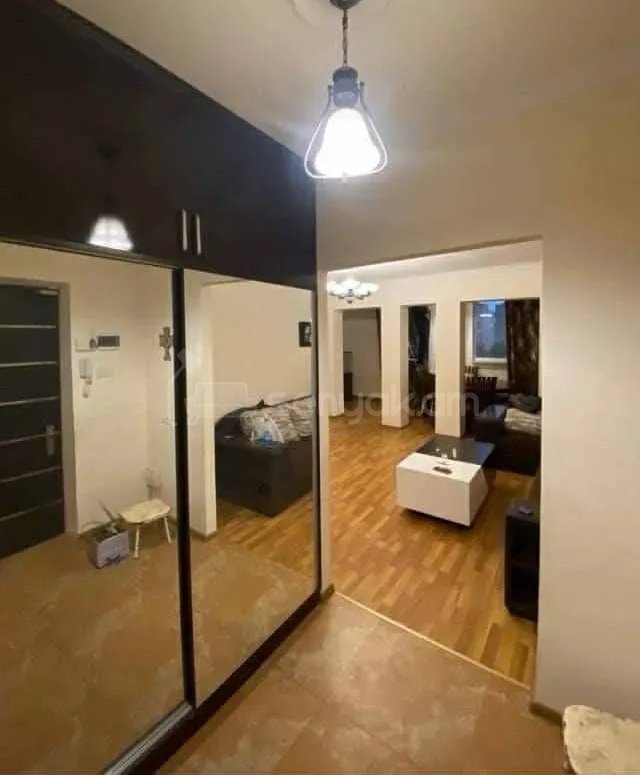 4 Սենյականոց Բնակարան, 115քմ, 3/10 հարկ, Պետական Վիճակում