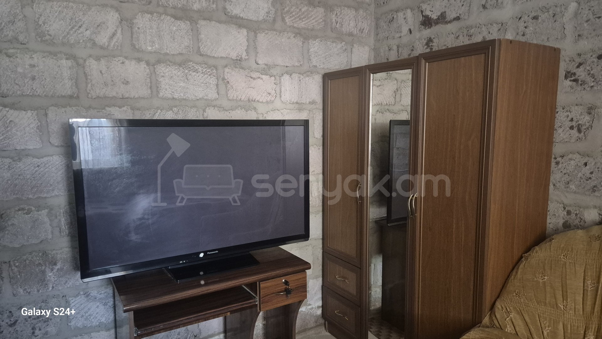 1 Սենյականոց Սեփական Տուն, 18քմ, Կահավորված