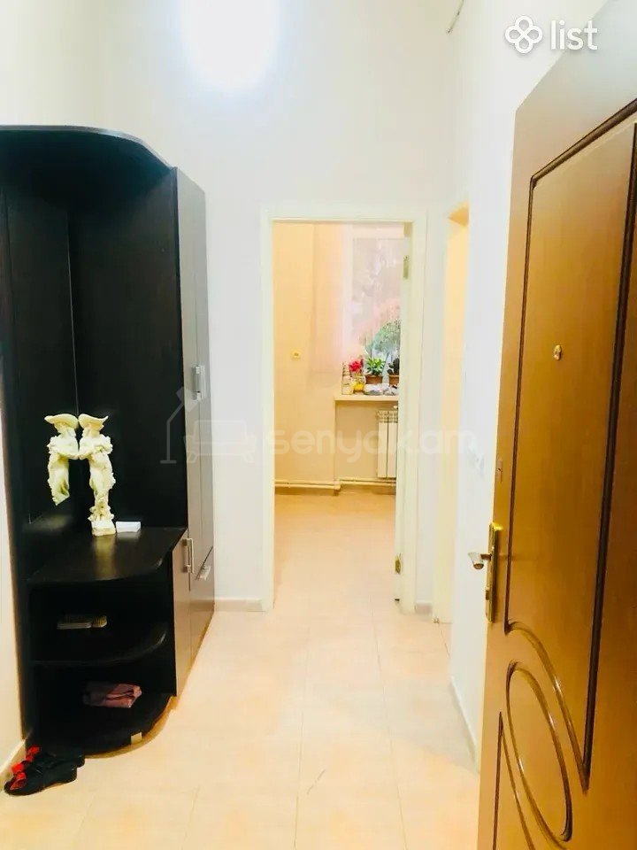 2 Սենյականոց Բնակարան Քարե Շենքում, 57քմ, 2/5 հարկ, Կոսմետիկ Վերանորոգված, Կահավորված, Արևկող