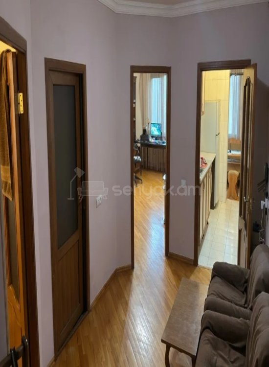 2 Սենյականոց Բնակարան, 65քմ, 3/9 հարկ, Կապիտալ Վերանորոգված, Կահավորված, Արևկող