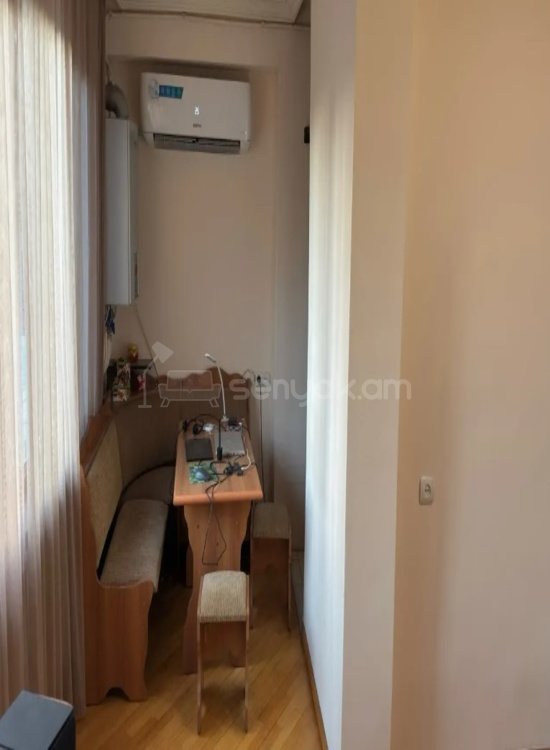 2 Սենյականոց Բնակարան, 65քմ, 3/9 հարկ, Կապիտալ Վերանորոգված, Կահավորված, Արևկող