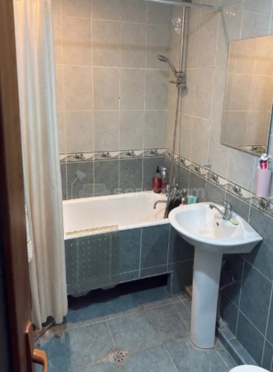 2 Սենյականոց Բնակարան, 65քմ, 3/9 հարկ, Կապիտալ Վերանորոգված, Կահավորված, Արևկող