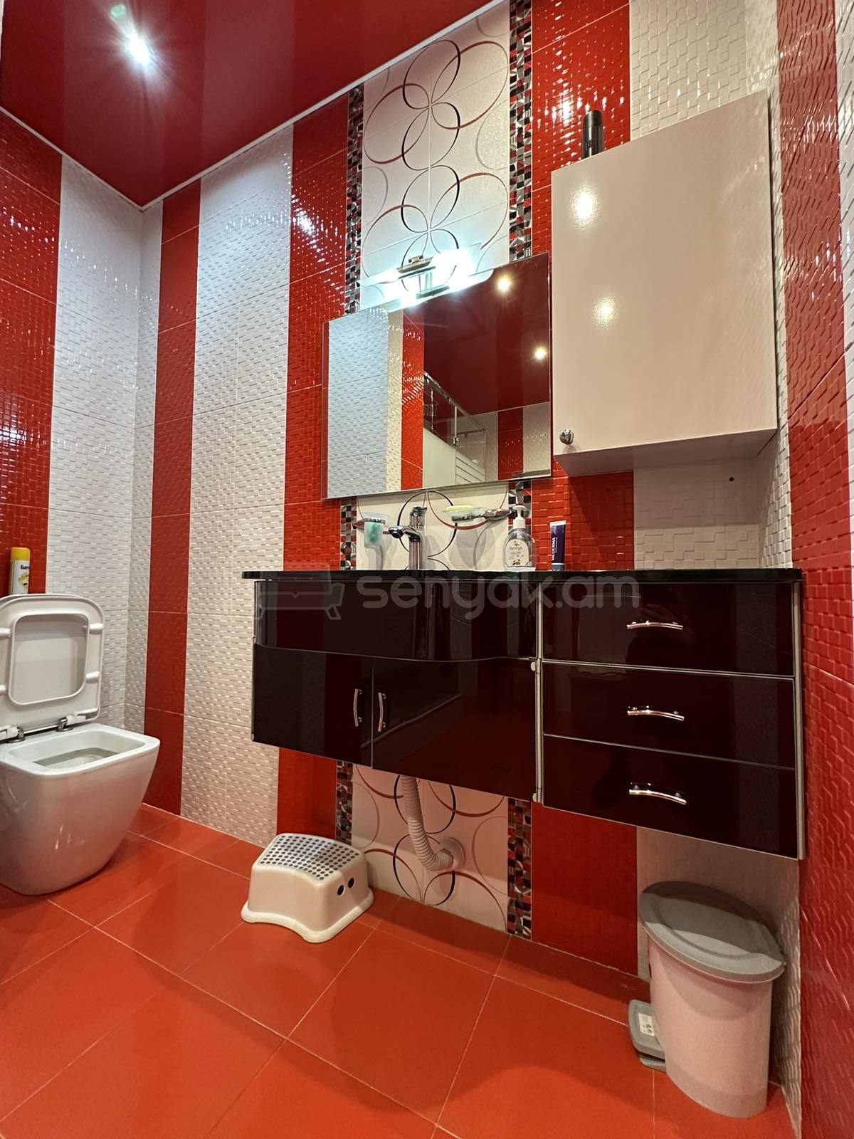 4 Սենյականոց Բնակարան Նորակառույցում, 124քմ, 3/8 հարկ, Կապիտալ Վերանորոգված, Կահավորված, Արևկող