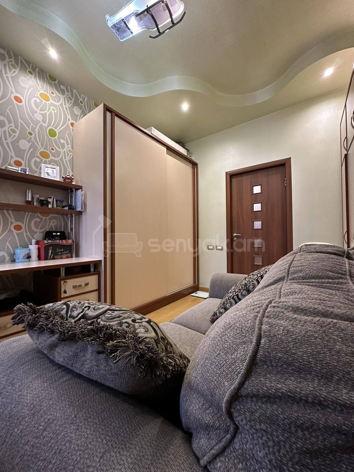 4 Սենյականոց Բնակարան Նորակառույցում, 124քմ, 3/8 հարկ, Կապիտալ Վերանորոգված, Կահավորված, Արևկող