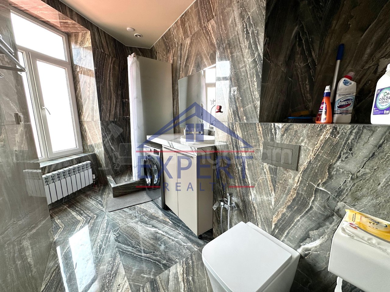 3 Սենյականոց Բնակարան Քարե Շենքում, 83քմ, 2/5 հարկ, Դիզայներական Վերանորոգված