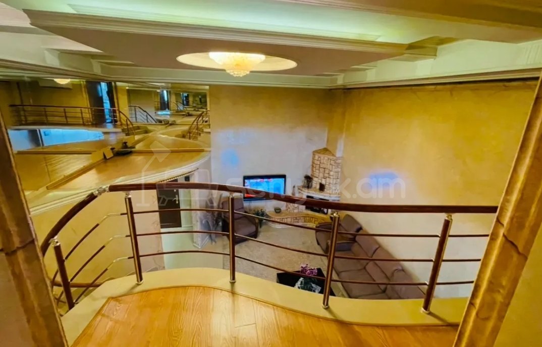 4 Սենյականոց Բնակարան Քարե Շենքում, 108քմ, 2/6 հարկ, Կապիտալ Վերանորոգված, Կահավորված, Արևկող