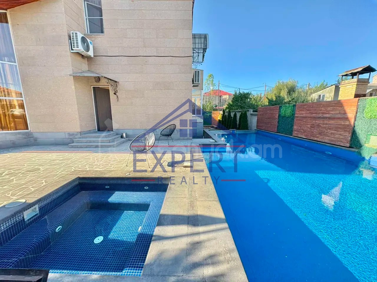 5 Սենյականոց Սեփական Տուն, 500քմ, Դիզայներական Վերանորոգված, Կահավորված, Ավտոտնակով