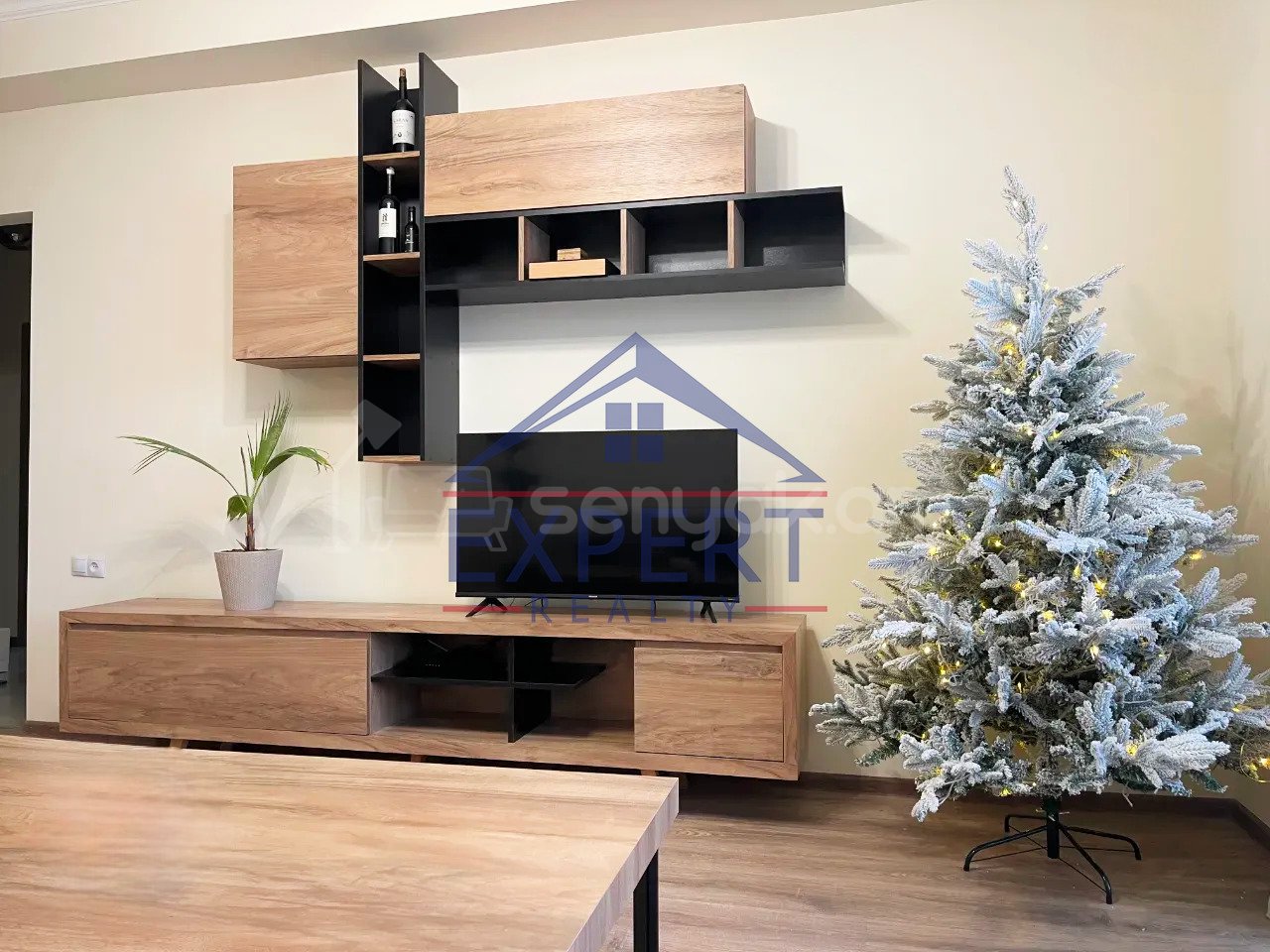 2 Սենյականոց Բնակարան Նորակառույցում, 55քմ, 12/15 հարկ, Կապիտալ Վերանորոգված, Կահավորված, Արևկող