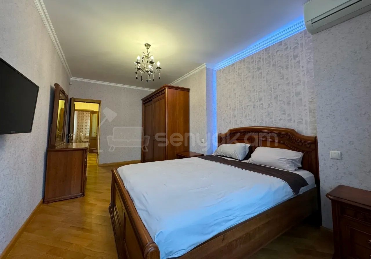 2 Սենյականոց Բնակարան Քարե Շենքում, 60քմ, 3/5 հարկ, Կապիտալ Վերանորոգված