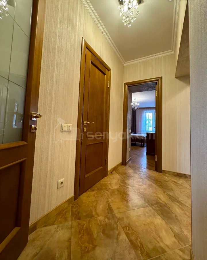 2 Սենյականոց Բնակարան Քարե Շենքում, 60քմ, 3/5 հարկ, Կապիտալ Վերանորոգված