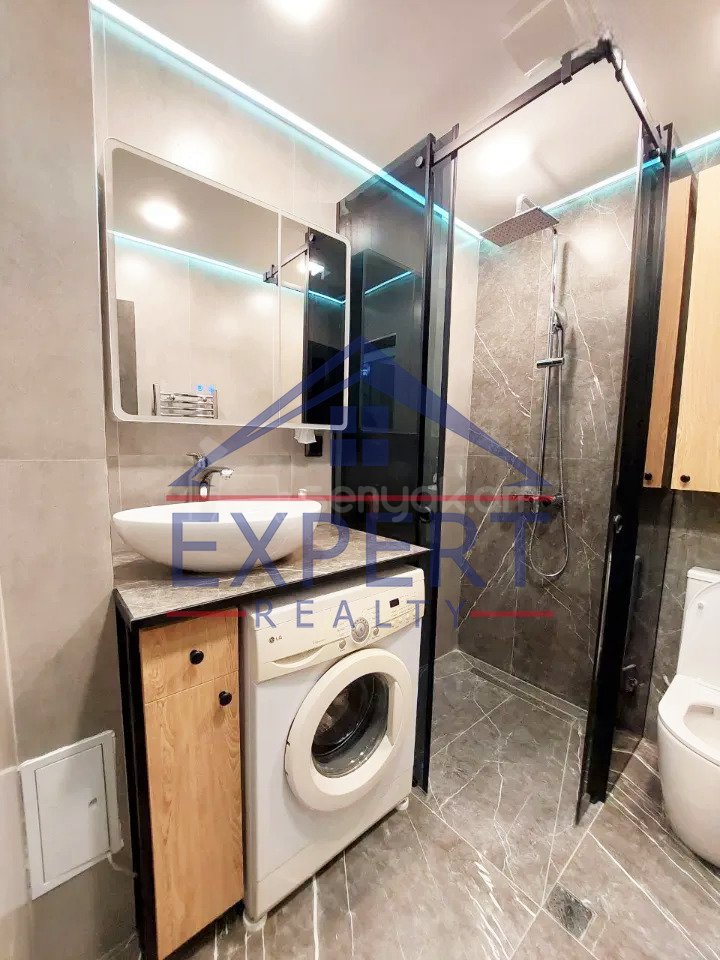 2 Սենյականոց Բնակարան, 40քմ, 7/10 հարկ, Կապիտալ Վերանորոգված, Կահավորված, Արևկող