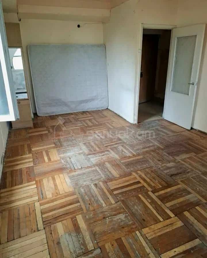 1 Սենյականոց Բնակարան, 48քմ, 5/9 հարկ, Պետական Վիճակում