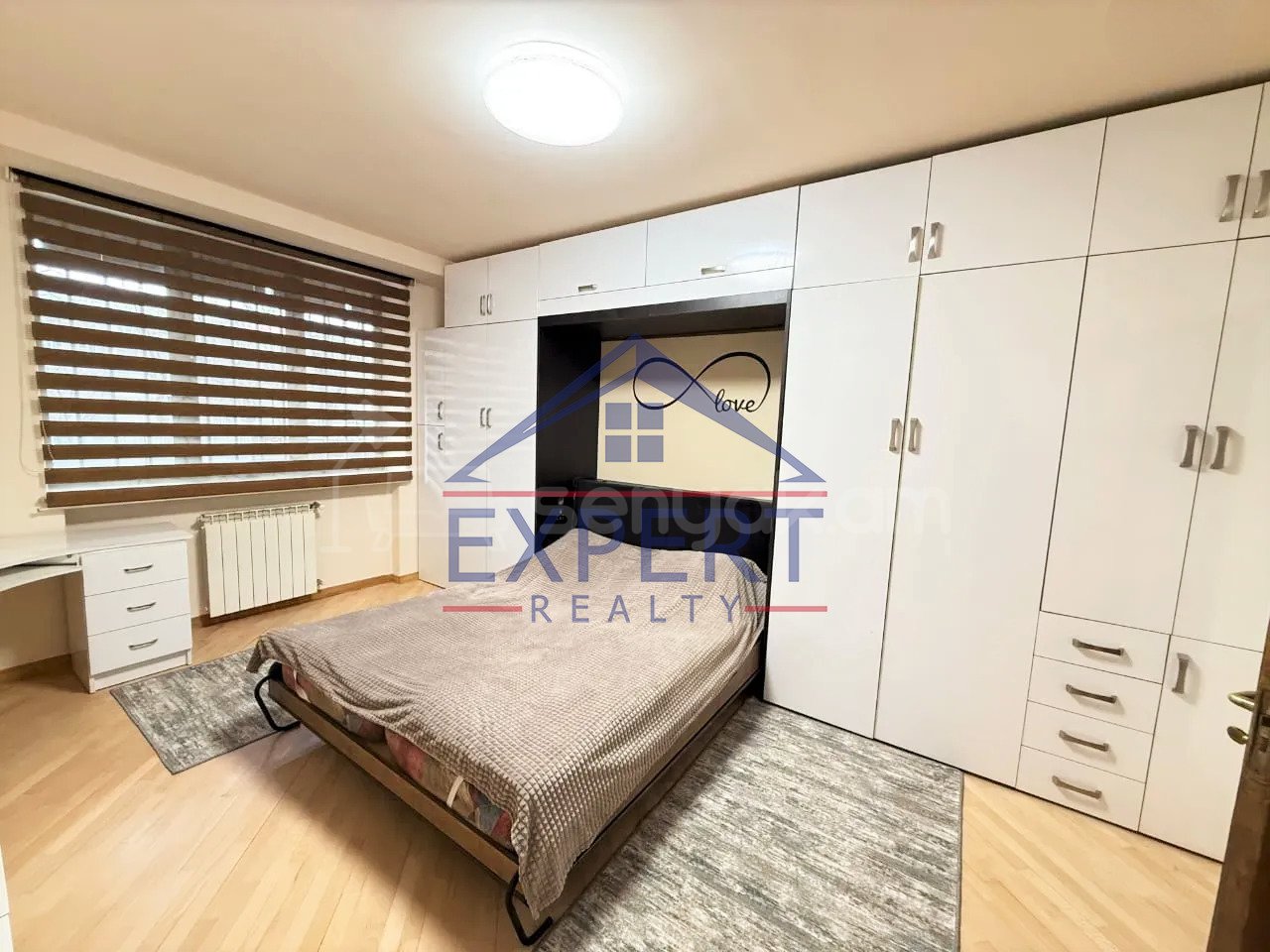 3 Սենյականոց Բնակարան, 86քմ, 1/9 հարկ, Կապիտալ Վերանորոգված, Կահավորված, Արևկող