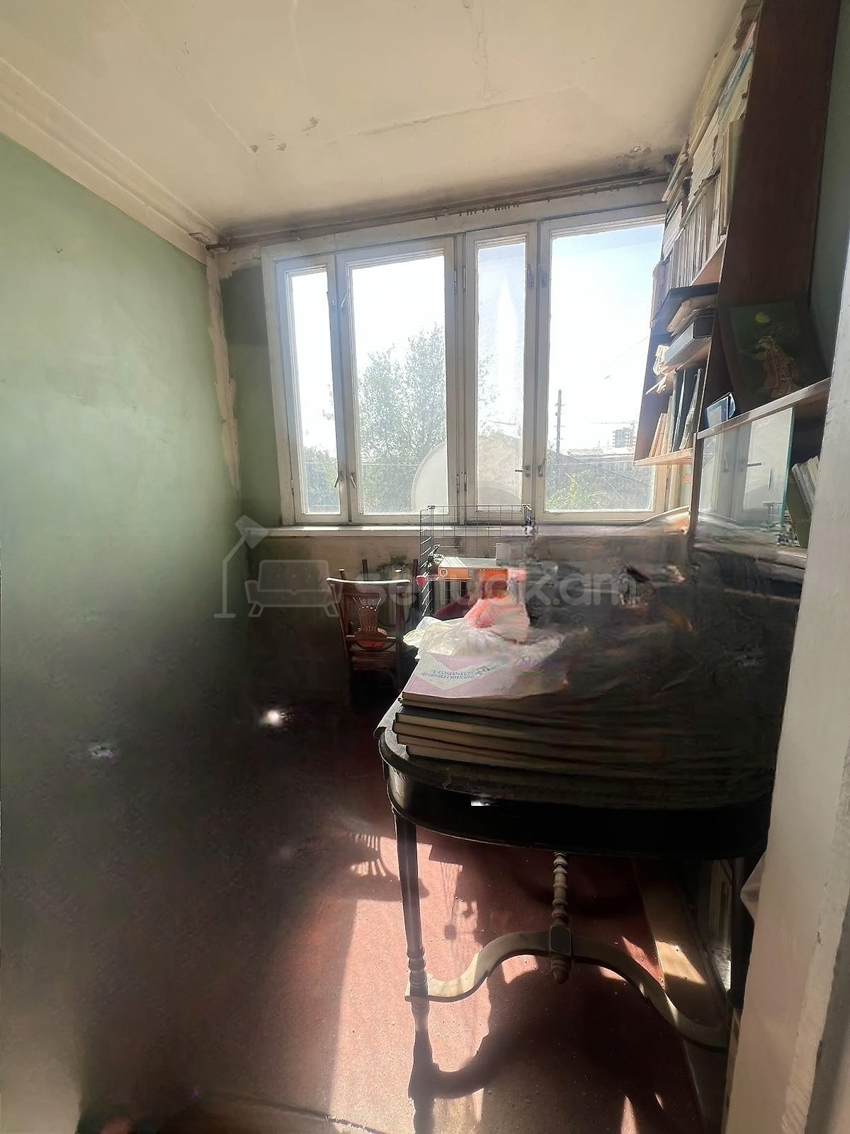 3 Սենյականոց Բնակարան Քարե Շենքում, 70քմ, 2/4 հարկ, Պետական Վիճակում