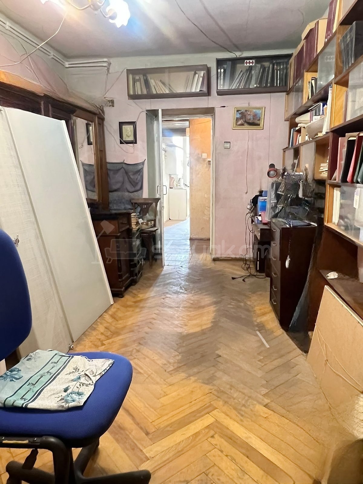 3 Սենյականոց Բնակարան Քարե Շենքում, 70քմ, 2/4 հարկ, Պետական Վիճակում