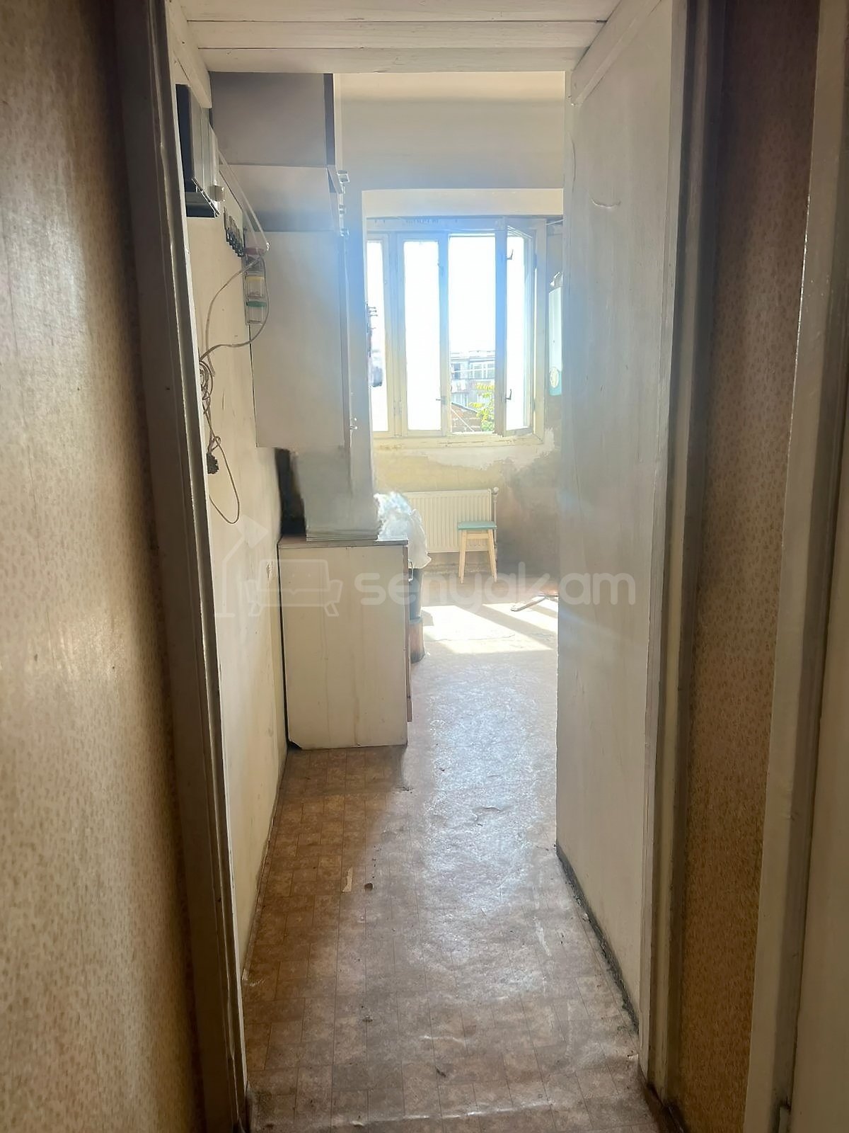 3 Սենյականոց Բնակարան Քարե Շենքում, 70քմ, 2/4 հարկ, Պետական Վիճակում