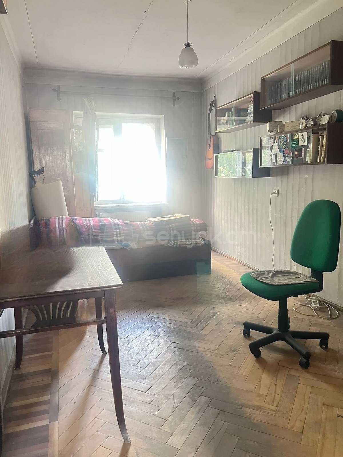 3 Սենյականոց Բնակարան Քարե Շենքում, 70քմ, 2/4 հարկ, Պետական Վիճակում