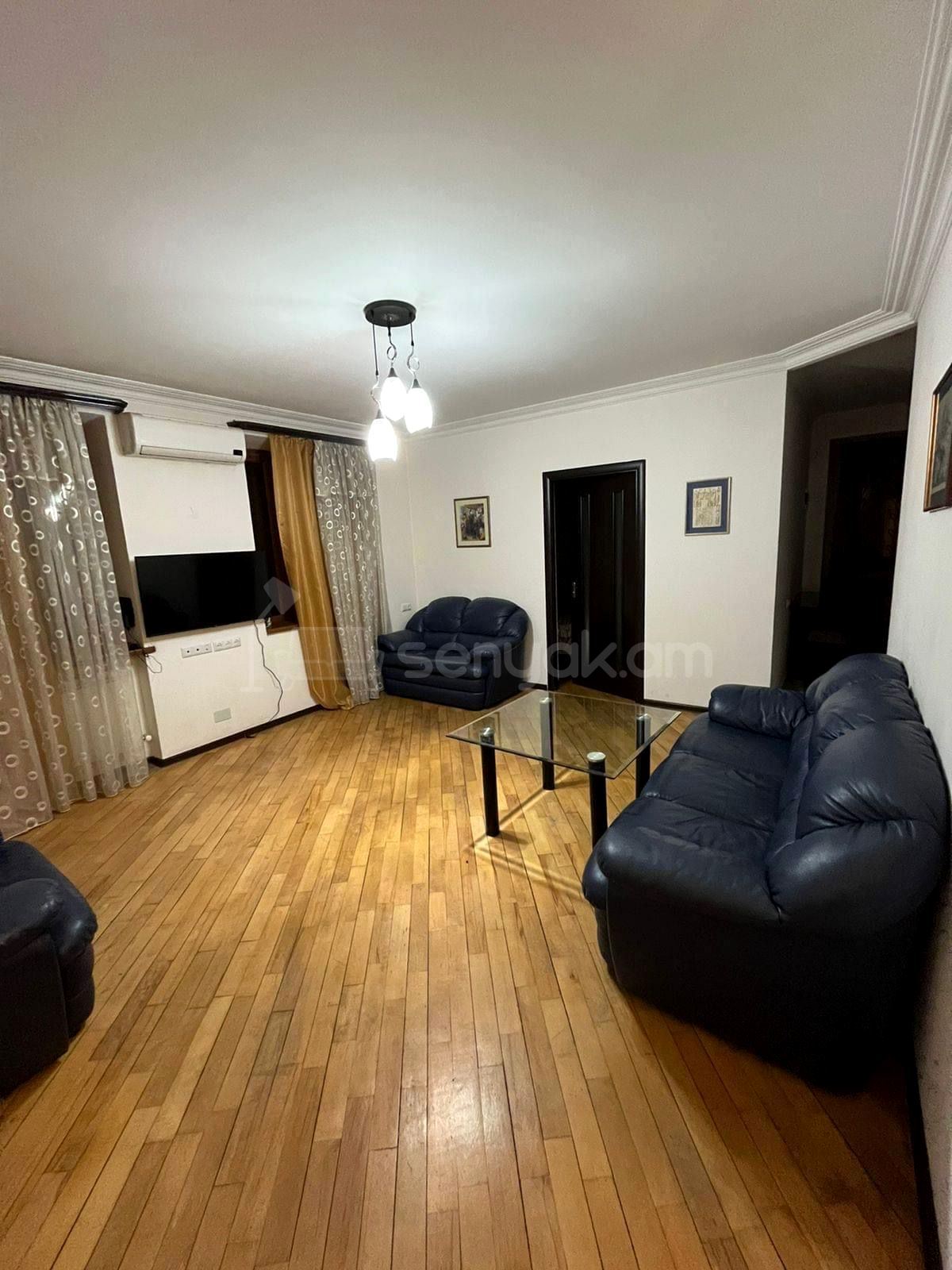 2 Սենյականոց Բնակարան Քարե Շենքում, 45քմ, 2/5 հարկ, Դիզայներական Վերանորոգված, Կահավորված, Արևկող