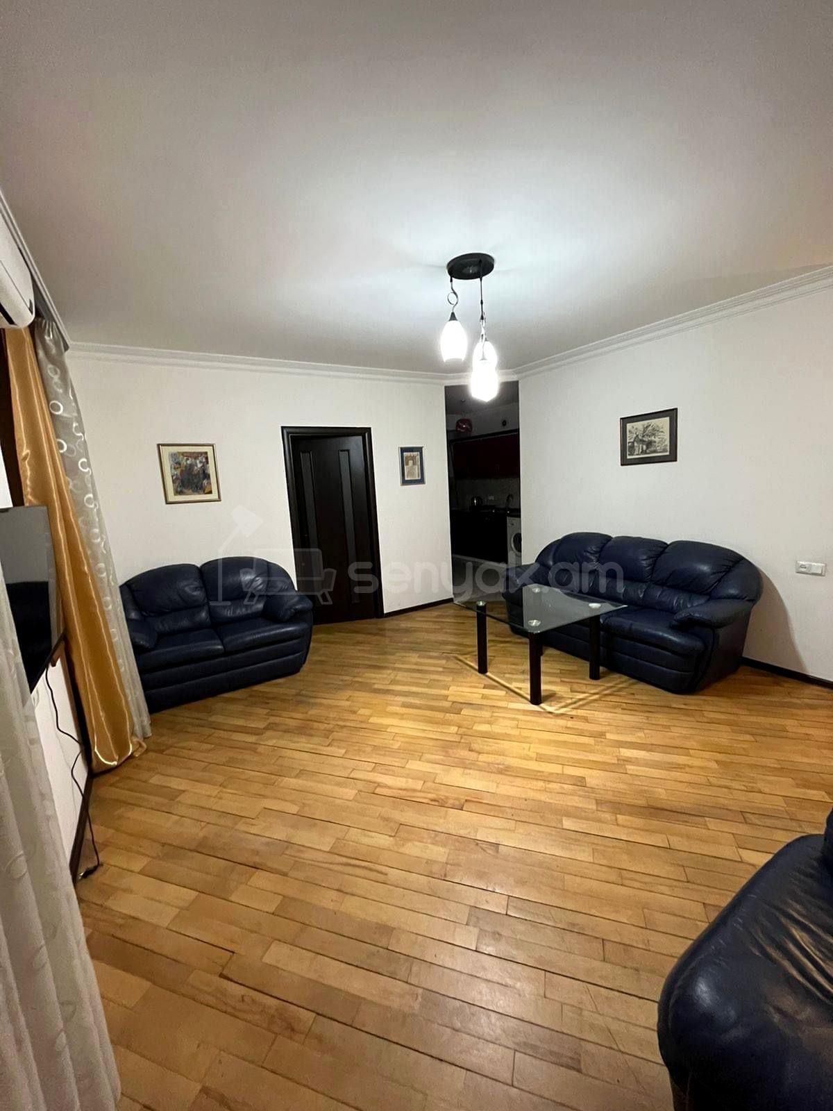 2 Սենյականոց Բնակարան Քարե Շենքում, 45քմ, 2/5 հարկ, Դիզայներական Վերանորոգված, Կահավորված, Արևկող