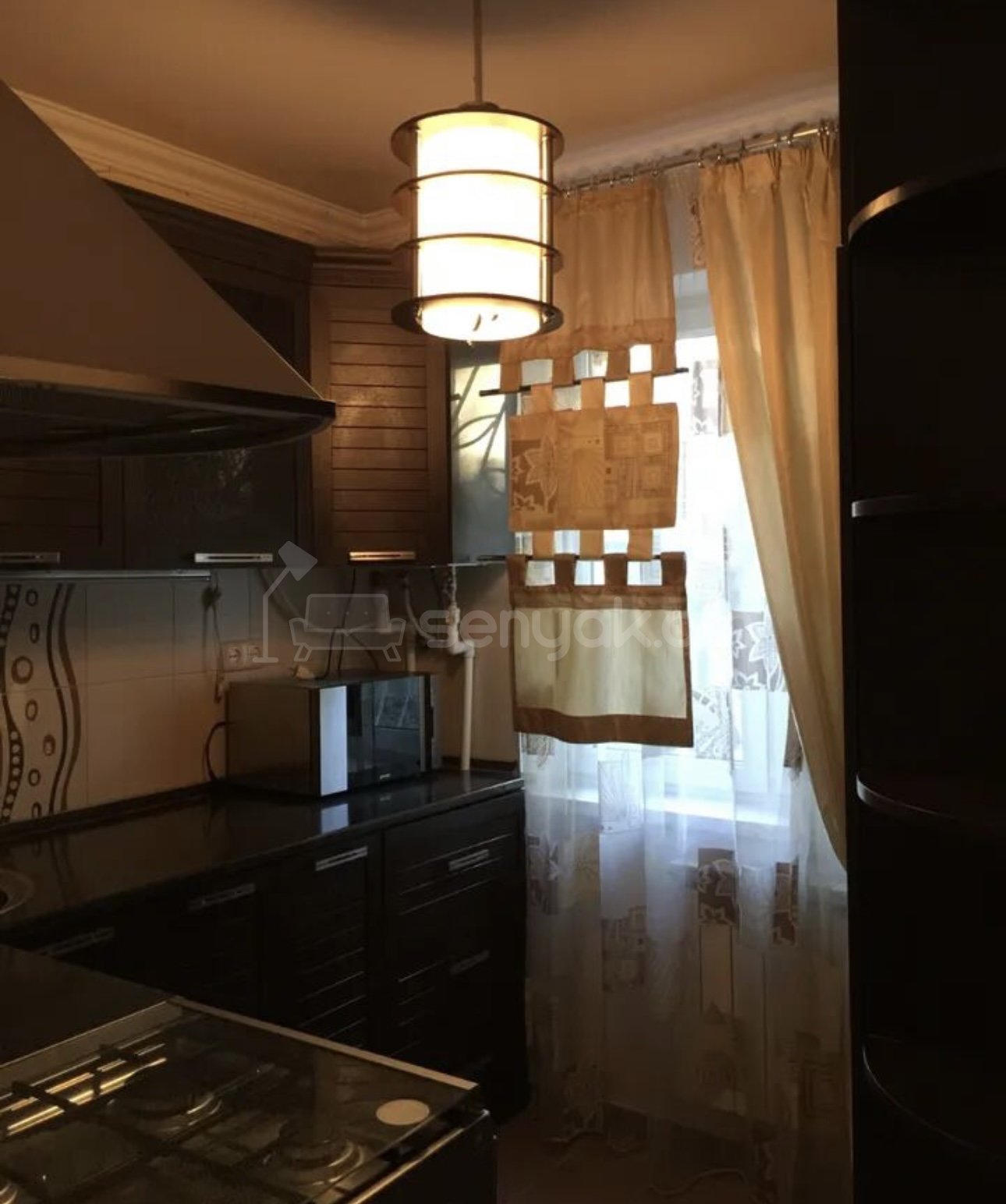 1 Սենյականոց Բնակարան, 41քմ, 1/4 հարկ, Կապիտալ Վերանորոգված, Կահավորված, Արևկող