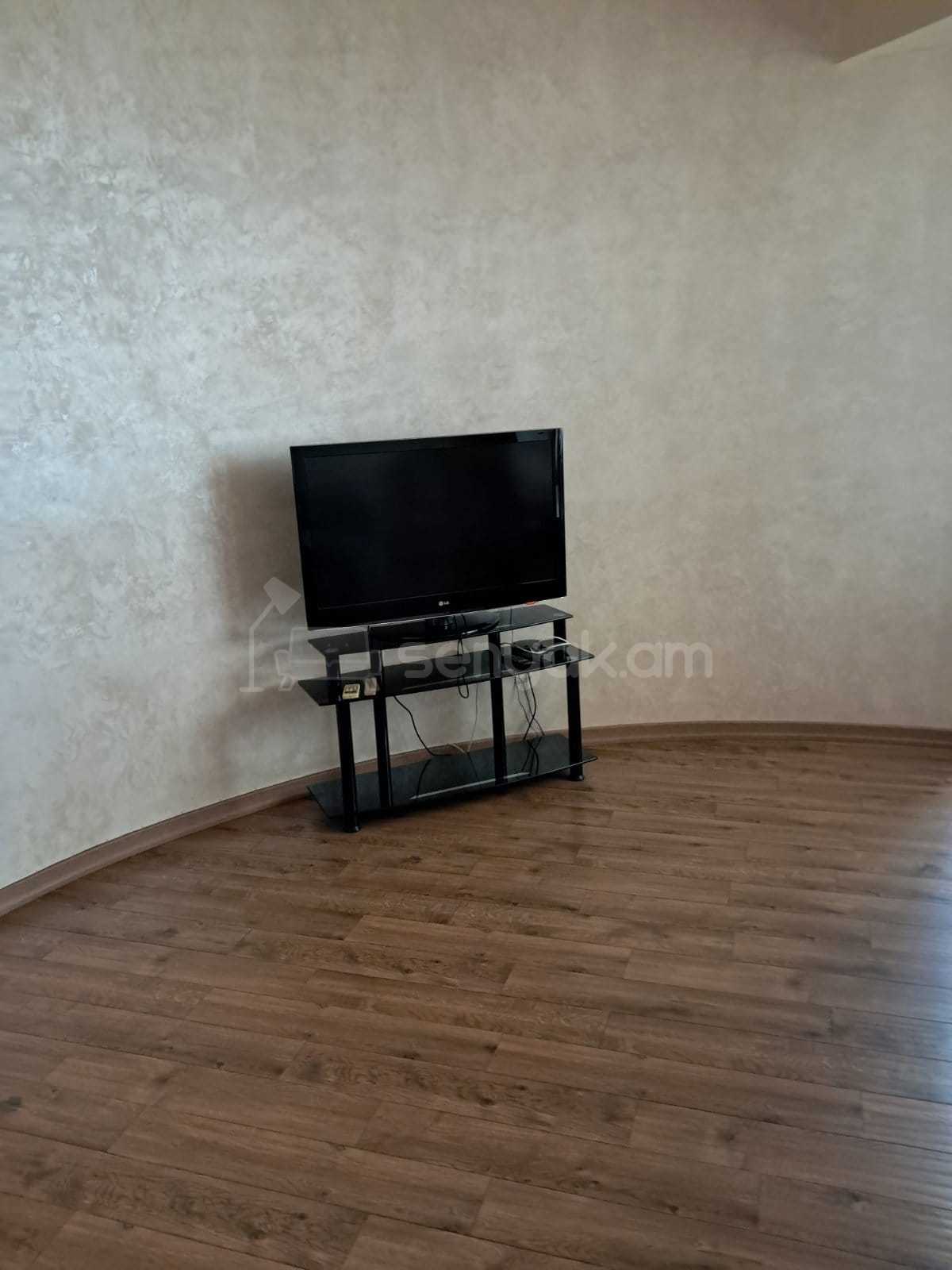 4 Սենյականոց Բնակարան Նորակառույցում, 135քմ, 7/9 հարկ, Կապիտալ Վերանորոգված, Կահավորված, Արևկող