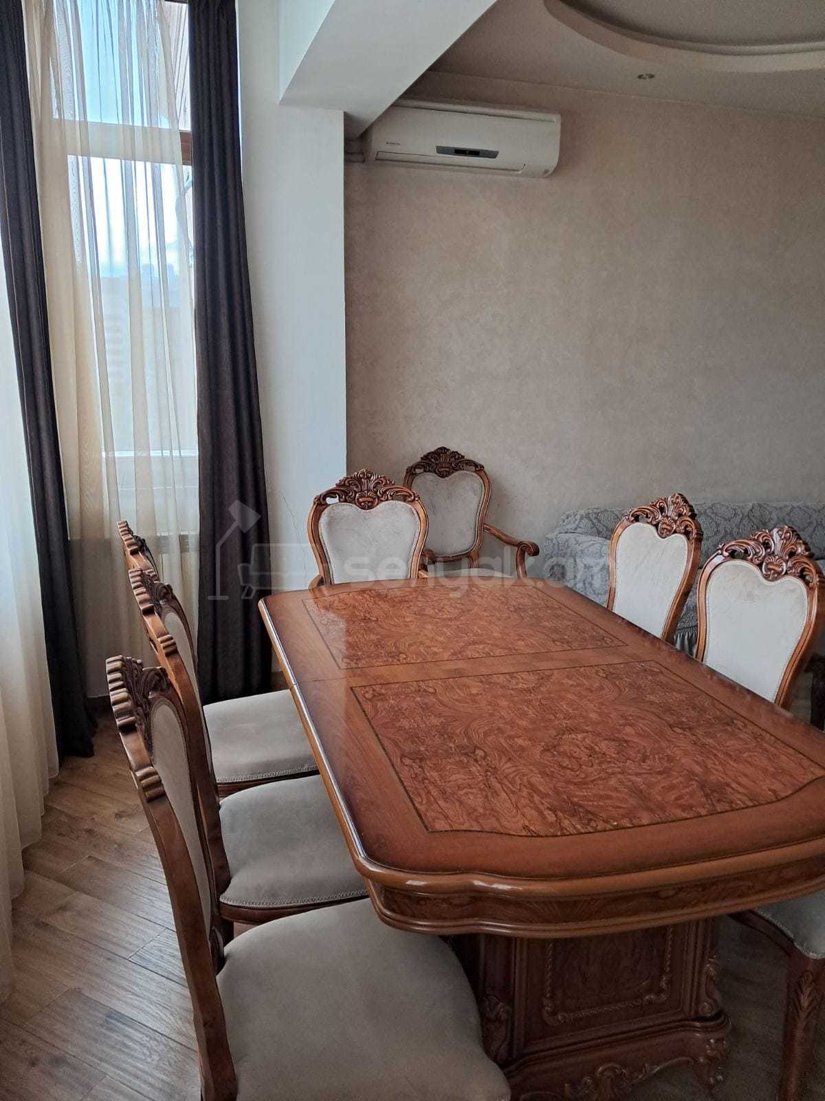 4 Սենյականոց Բնակարան Նորակառույցում, 135քմ, 7/9 հարկ, Կապիտալ Վերանորոգված, Կահավորված, Արևկող