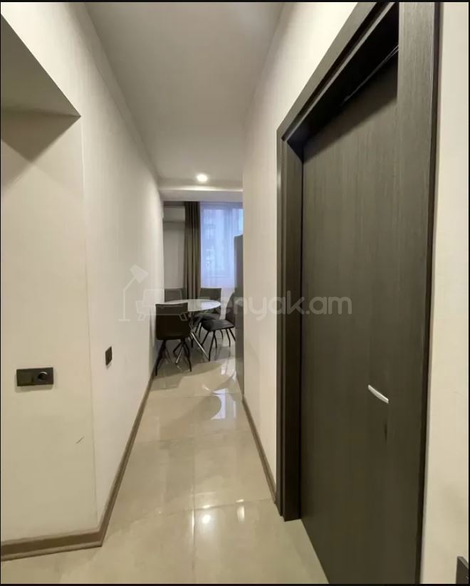 2 Սենյականոց Բնակարան, 50քմ, 7/9 հարկ, Դիզայներական Վերանորոգված, Կահավորված, Արևկող