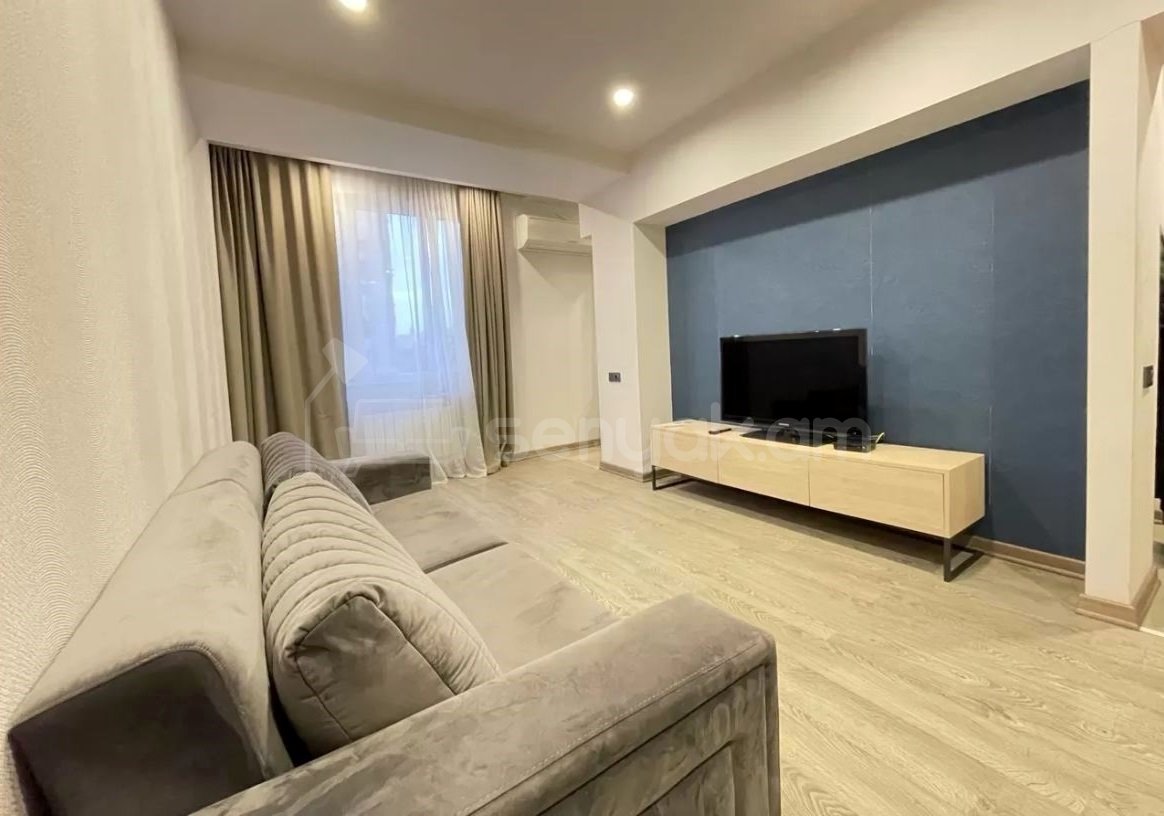 2 Սենյականոց Բնակարան, 50քմ, 7/9 հարկ, Դիզայներական Վերանորոգված, Կահավորված, Արևկող