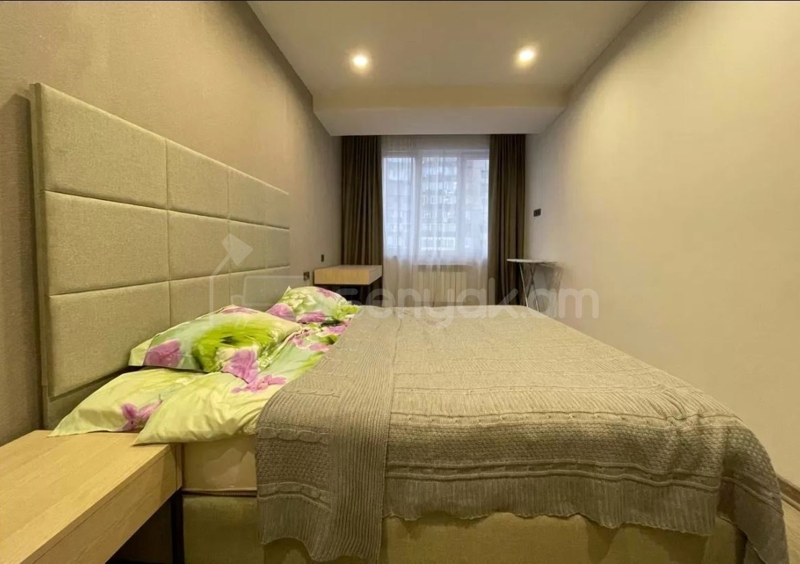 2 Սենյականոց Բնակարան, 50քմ, 7/9 հարկ, Դիզայներական Վերանորոգված, Կահավորված, Արևկող