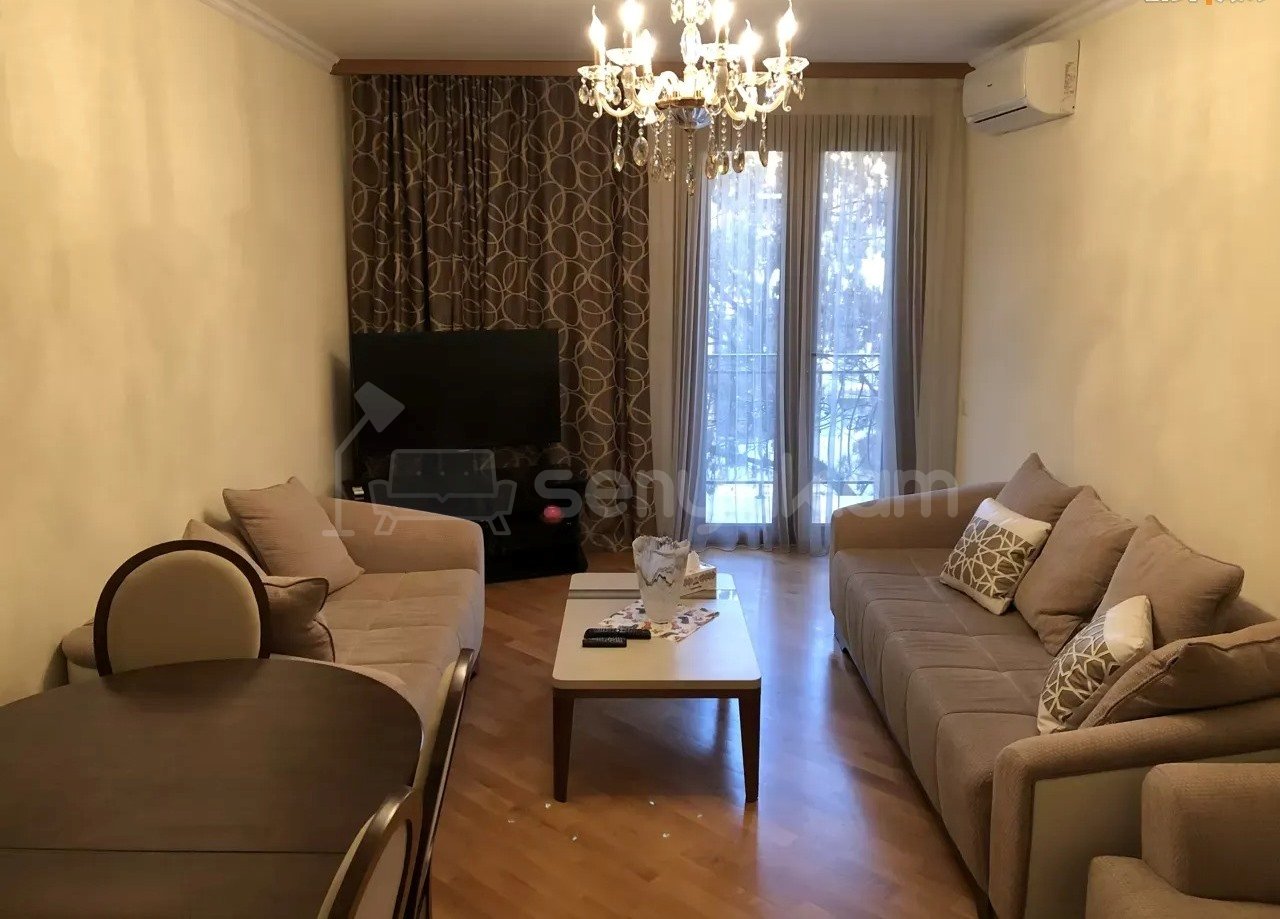 2 Սենյականոց Բնակարան Քարե Շենքում, 60քմ, 3/5 հարկ, Կապիտալ Վերանորոգված