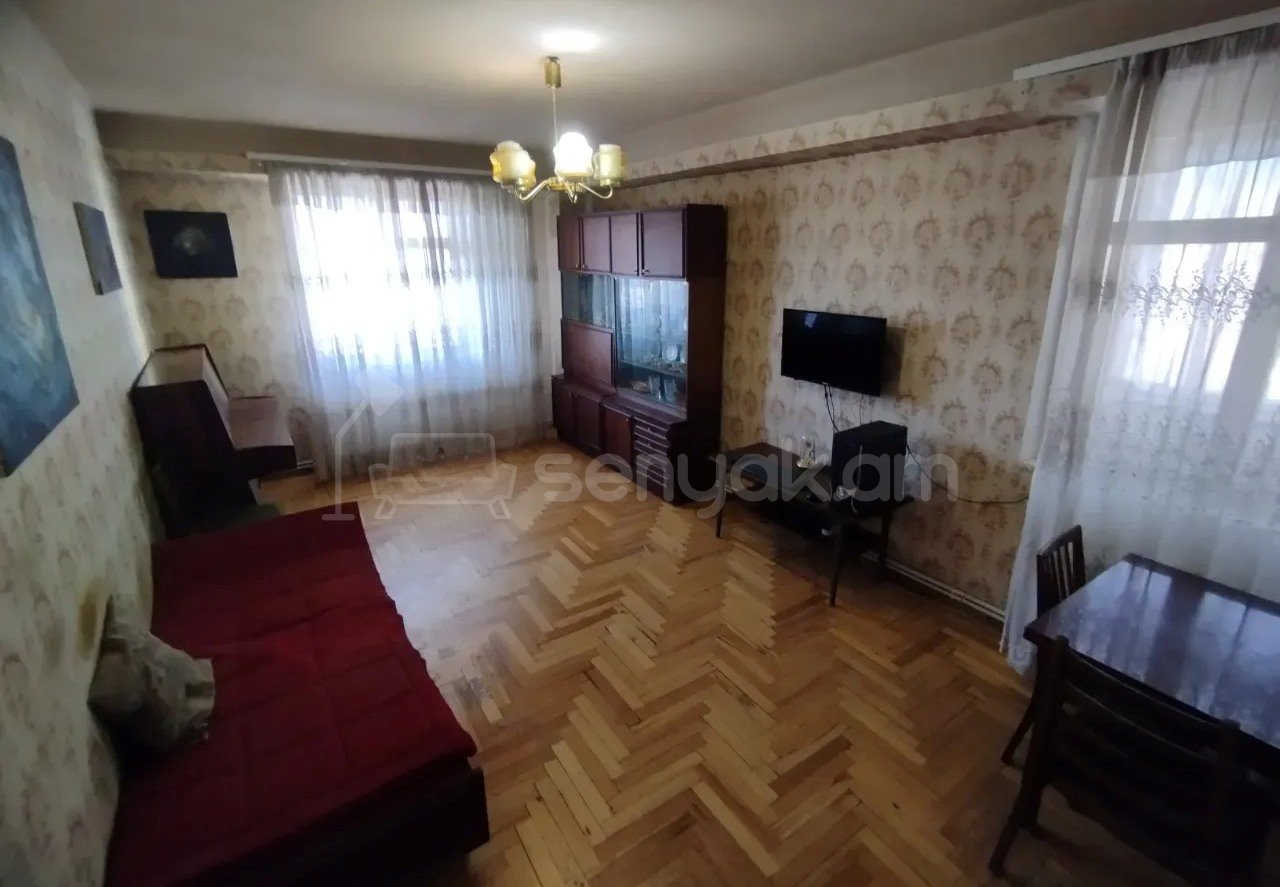 3 Սենյականոց Բնակարան, 96քմ, 11/14 հարկ, Նորմալ Վիճակում