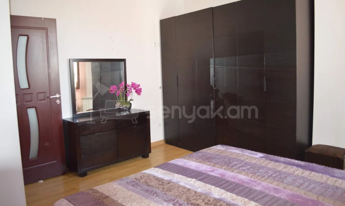 4 Սենյականոց Բնակարան Նորակառույցում, 104քմ, 3/4 հարկ, Կապիտալ Վերանորոգված