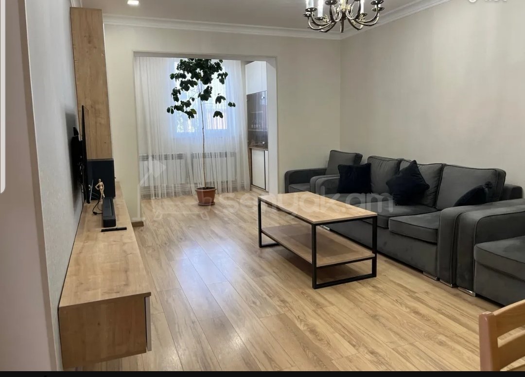 6 Սենյականոց Բնակարան, 127քմ, 2/4 հարկ, Կապիտալ Վերանորոգված