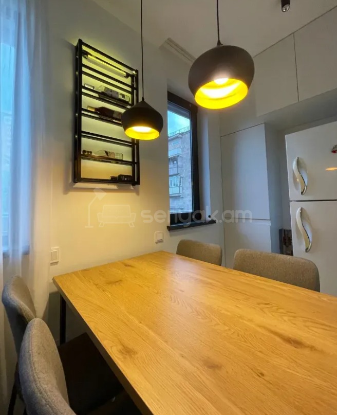 3 Սենյականոց Բնակարան, 68քմ, 2/5 հարկ, Դիզայներական Վերանորոգված