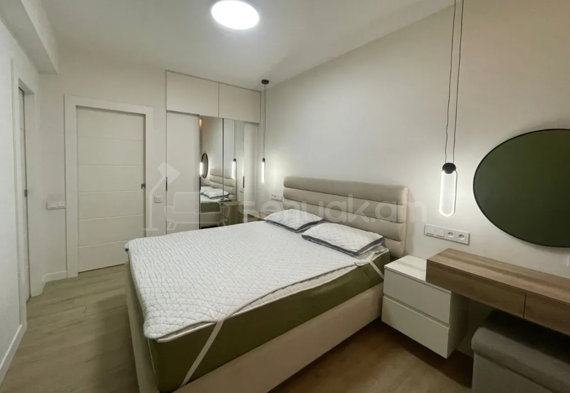 3 Սենյականոց Բնակարան, 68քմ, 2/5 հարկ, Դիզայներական Վերանորոգված