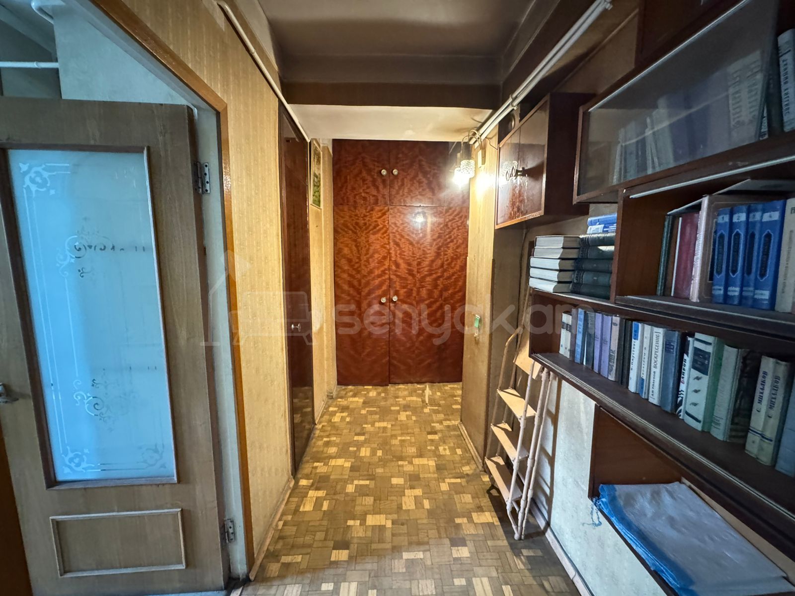 Ազատ նախագծով Բնակարան, 89քմ, 3/12 հարկ, Պետական Վիճակում