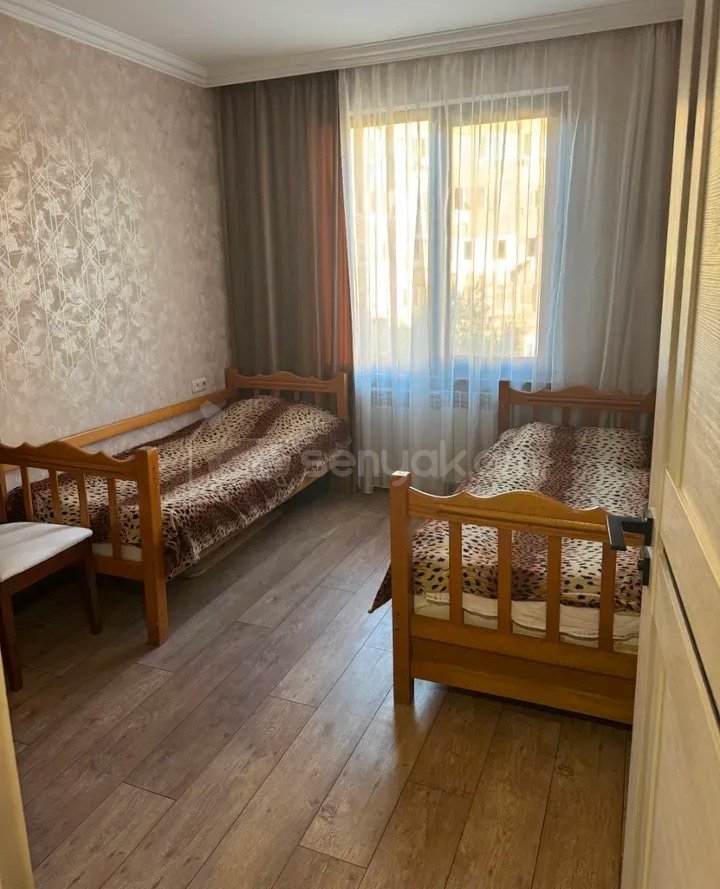 4 Սենյականոց Բնակարան, 81քմ, 4/9 հարկ, Կապիտալ Վերանորոգված