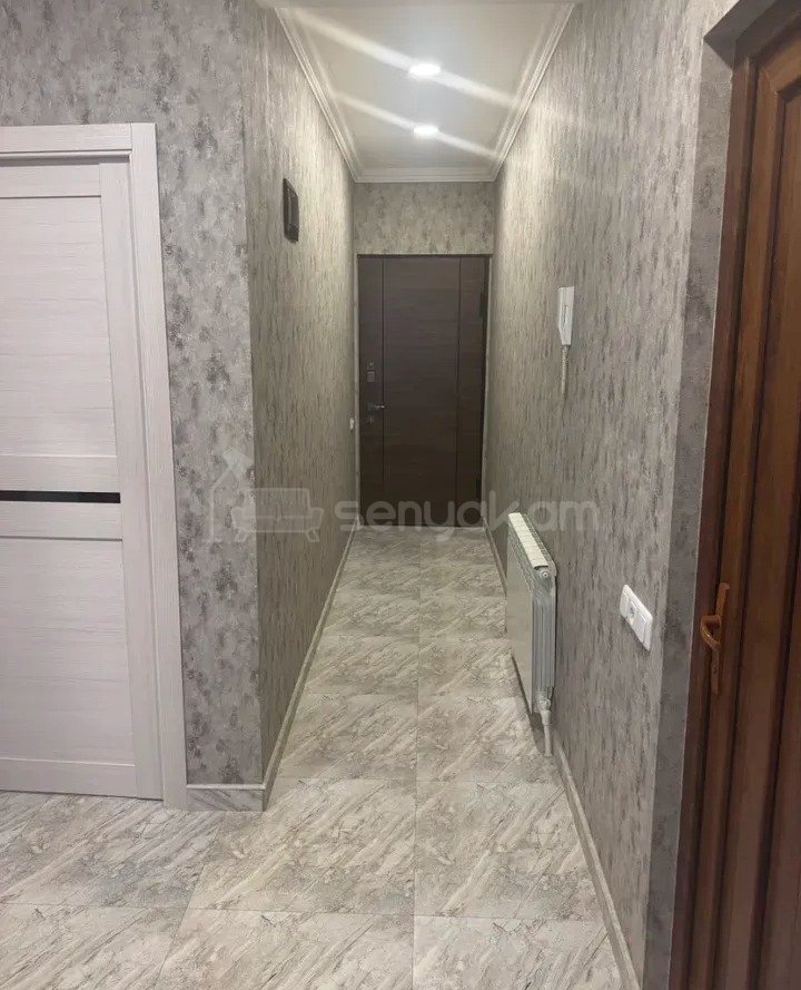 4 Սենյականոց Բնակարան, 81քմ, 4/9 հարկ, Կապիտալ Վերանորոգված