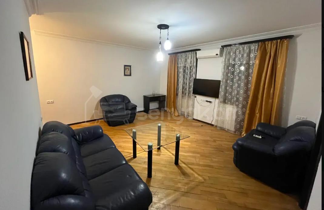 2 Սենյականոց Բնակարան Քարե Շենքում, 60քմ, 2/5 հարկ, Դիզայներական Վերանորոգված, Կահավորված, Արևկող
