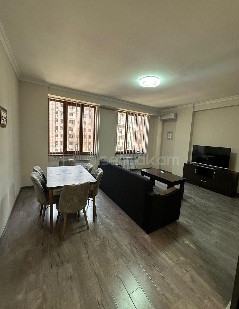 2 Սենյականոց Բնակարան Նորակառույցում, 57քմ, 5/8 հարկ, Կապիտալ Վերանորոգված