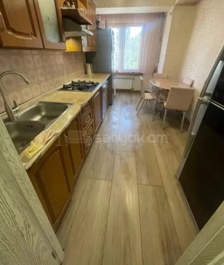 3 Սենյականոց Բնակարան, 80քմ, 2/14 հարկ, Դիզայներական Վերանորոգված, Կահավորված