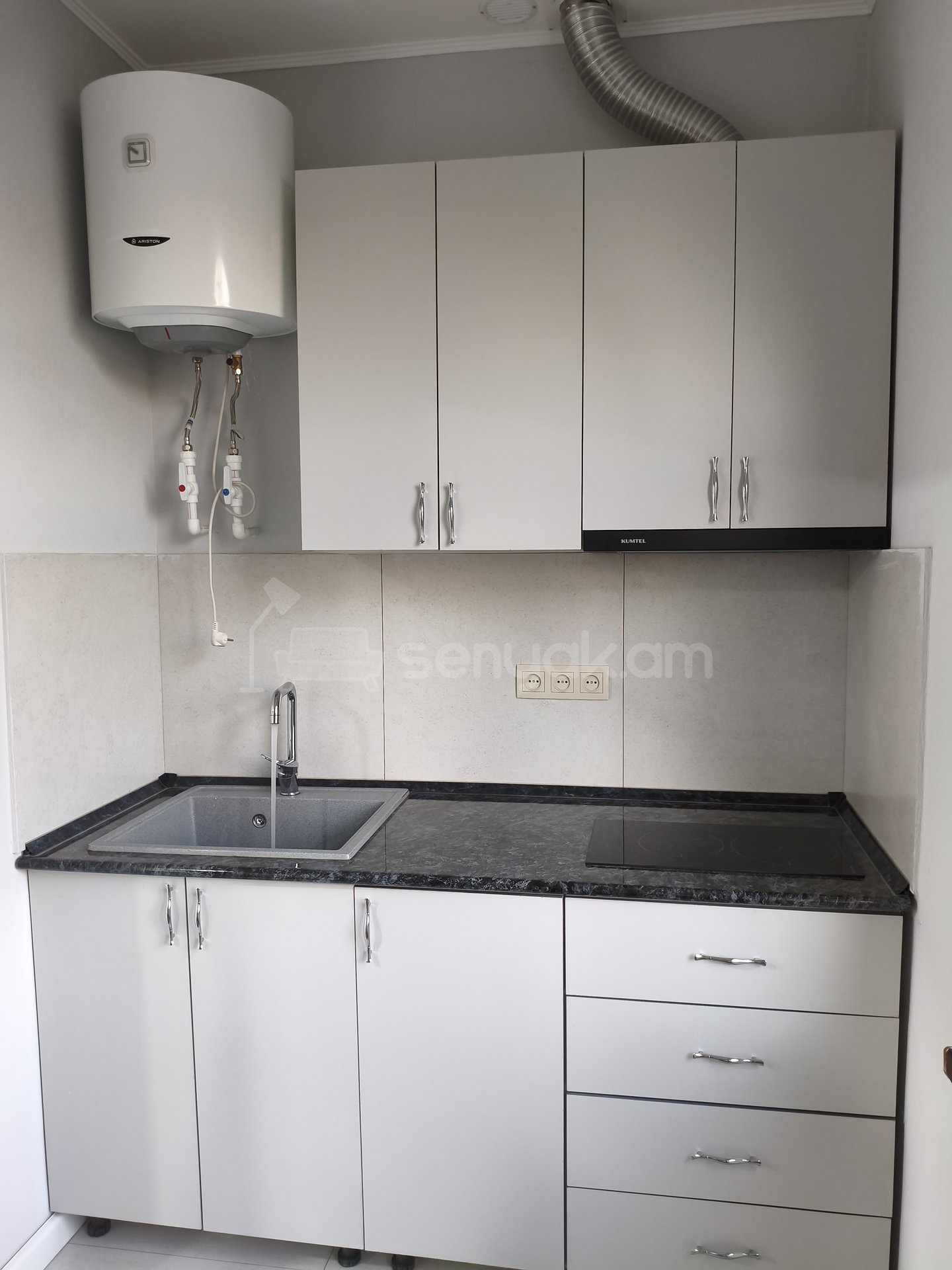 1 Սենյականոց Բնակարան, 50քմ, 1/1 հարկ, Նորմալ Վիճակում, Կահավորված